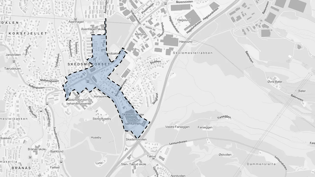 Utsnitt av kart som viser Skedsmokorset sentrum med rundkjøringen på Korset boliger, bussterminal og butikker.